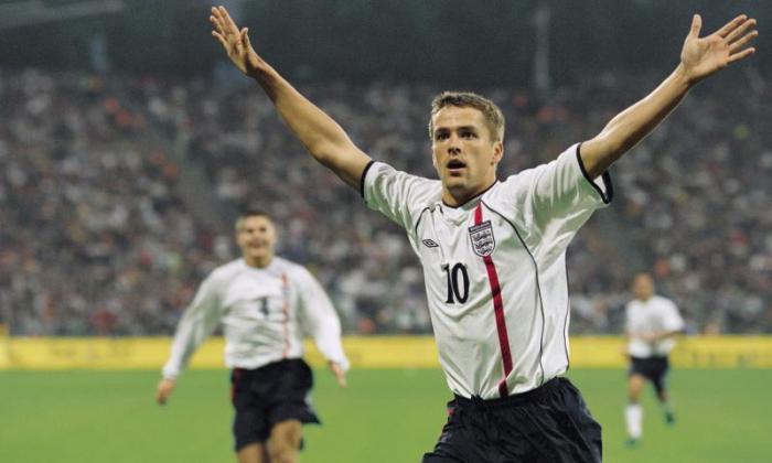 经典剪辑！在星期六的会议之前，2001年观看英格兰的5-1战胜德国的胜利