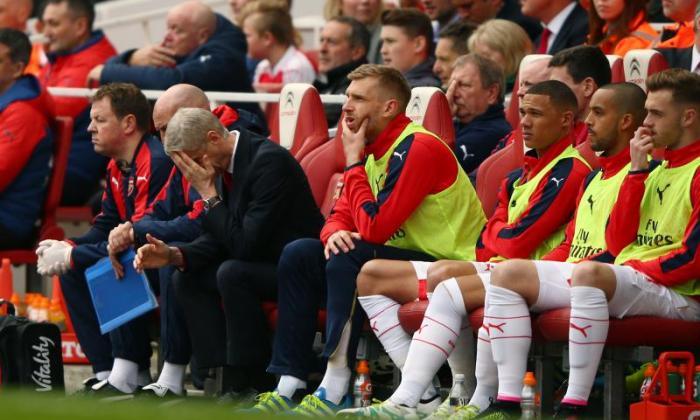 阿森纳FC新闻：Arsene Wenger Ponder每Mertesacker召回Crystal Palace Clash