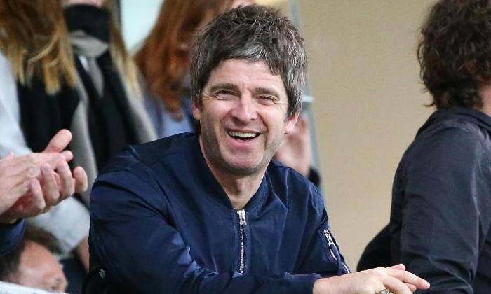 '霍达森应该只选择来自莱斯特和托特纳姆的最佳英语球员，为他的2016年队举行的欧元，'Noel Gallagher告诉Talksport
