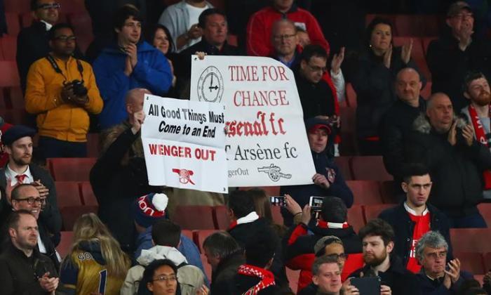 Arsene Wenger用“个人议程”抨击批评者，并告诉阿森纳球迷与团队坚持