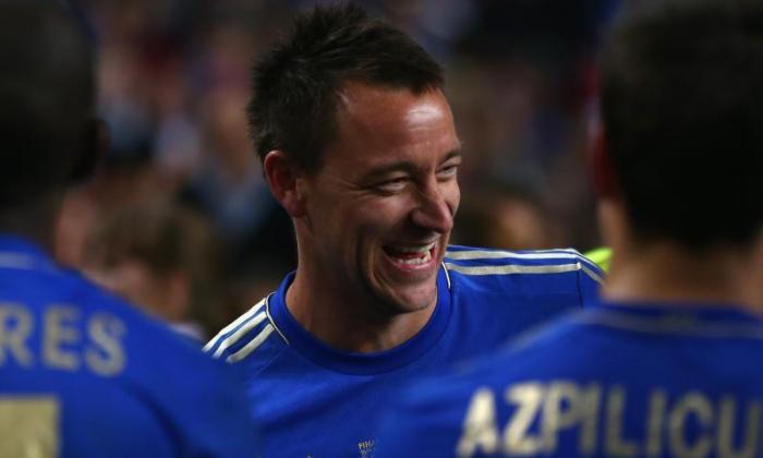 Chelsea Captain John Terry将成为世界足球中的最高薪酬球员之一与中国超级联赛开关