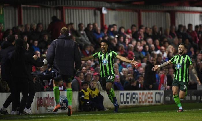 联盟两季度季后赛：Accrington Stanley 2-2 AFC Wimbledon（2-3 agg）：额外的时间赢得了Wembley Clash V普利茅斯