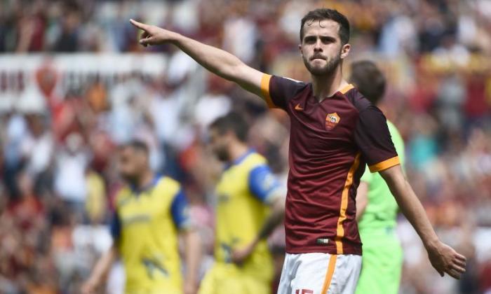 转移报告：Miralem Pjanic是Chelsea和Liverpool Circle Midfielder提供新的罗马交易