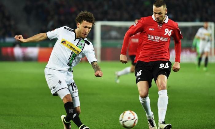 AFC Bournemouth为Besiktas Defender Alexander Milosevic准备百汇£1亿英镑