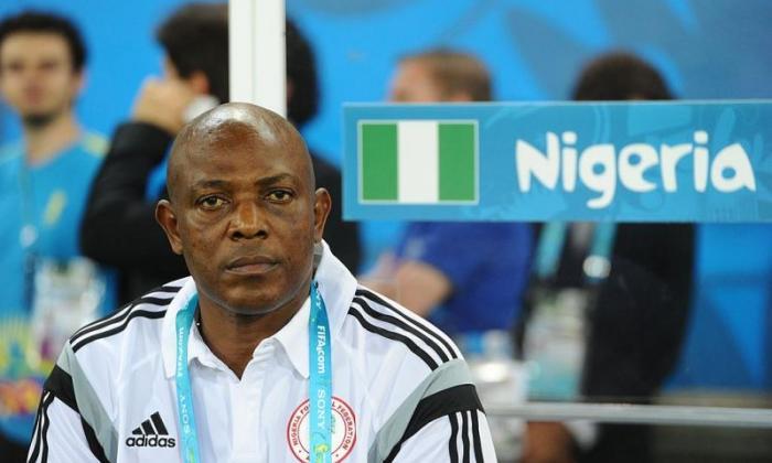 尼日利亚橄榄球传奇斯蒂芬凯什在54岁时传球