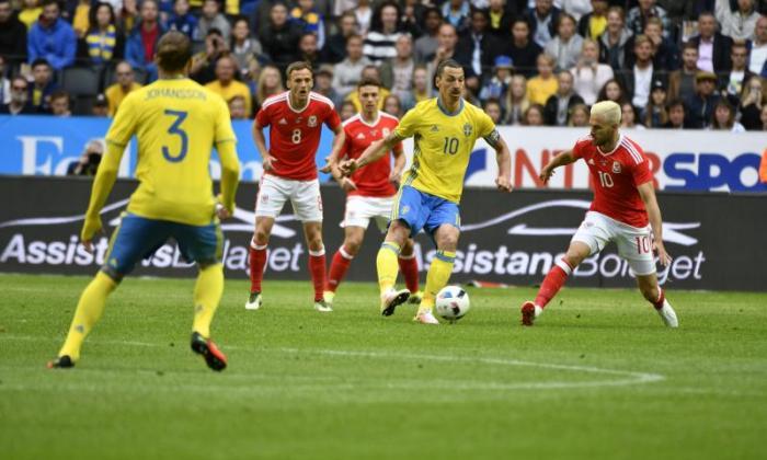 视频：观看Zlatan Ibrahimovic的辉煌协助作为瑞典对阵威尔士的Emil Forsberg分数