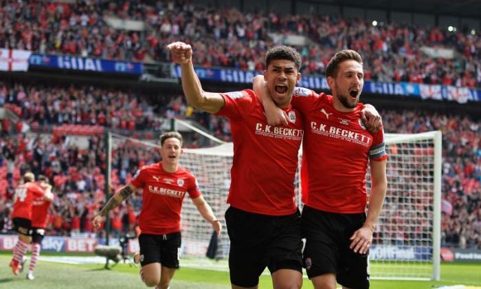 Barnsley 3-1 Millwall：泰克晋升为冠军，因为在温布利下场比赛