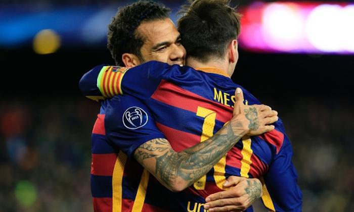 视频：Lionel Messi和Dani Alves对巴塞罗那的巧妙关系