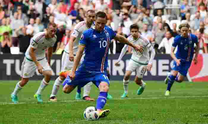 冰岛1-1匈牙利：迟到的目标在马赛中打破了冰岛的心