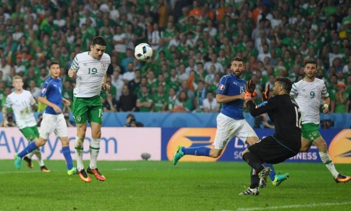 2016年欧元：意大利0-1爱尔兰共和国：Robbie Brady将男孩用绿色射击到最后16岁