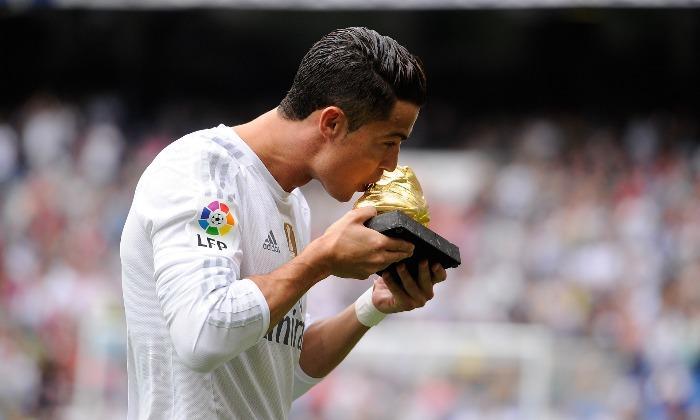 Cristiano Ronaldo V Lionel Messi：谁是最好的？葡萄牙超级明星在2016年奖励之后葡萄牙超级明星卓越的原因