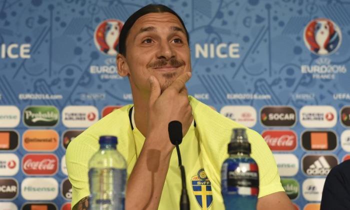 Zlatan Ibrahimovic转移最新：Talksport讲述了前锋已经签署了曼彻斯特联队