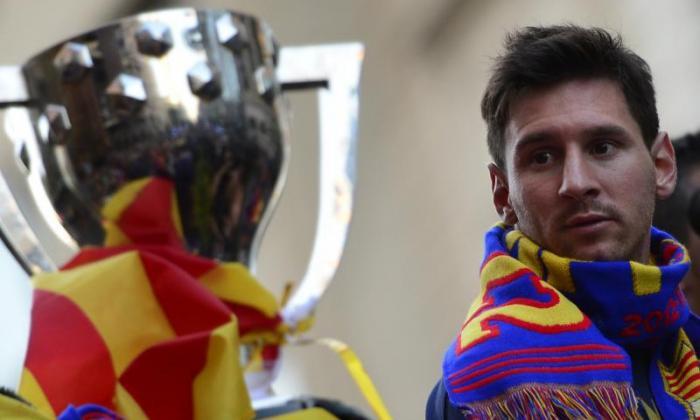 Messi v ronaldo：为什么2016年欧元无关紧要 - 巴塞罗那的明星的七个原因比他的竞争对手更好