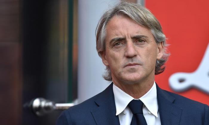 '英格兰不应该指定Volatile Roberto Mancini，'前曼彻斯特城守门员Shay给定