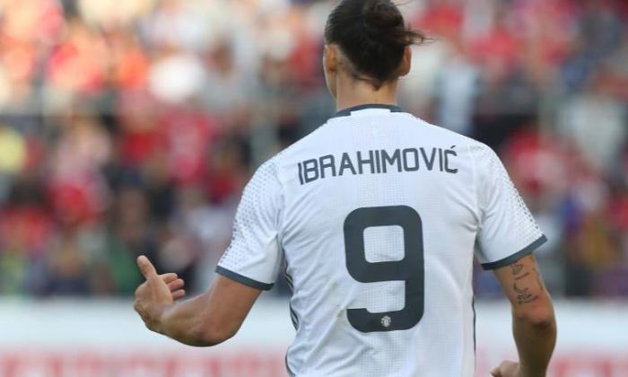 Zlatan Ibrahimovic在曼彻斯特联队的开始播放 - 视频