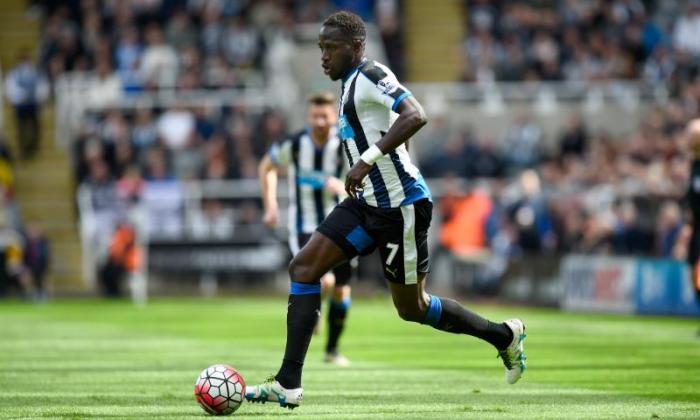 Crystal Palace领先的竞争纽卡斯尔联合Midfielder Moussa Sissoko，索赔法国报道