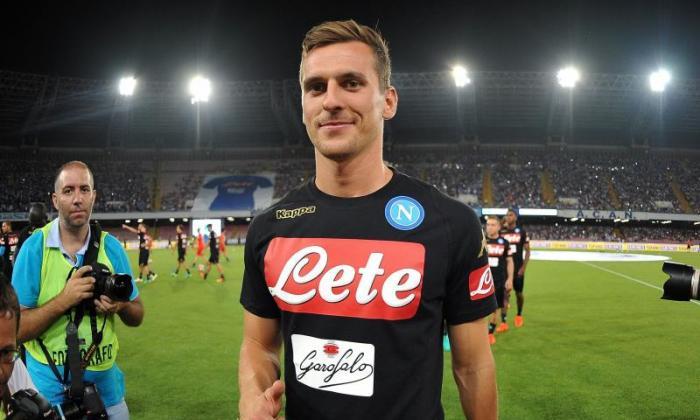 转移打击！莱斯特和埃弗顿错过了Napoli标志Alax Striker Arkadiusz Milik