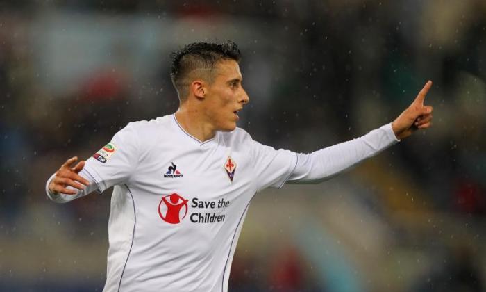 转移警报！瓦伦西亚领先的利物浦和南安普敦目标Cristian Tello