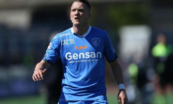 波兰中场Piotr Zielinski在利物浦决定不接受交易后1400万英镑加入Napoli