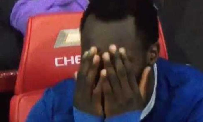手表：Romelu Lukaku Facepalm是前Everton Boss Roberto Martinez被命名为比利时经理吗？