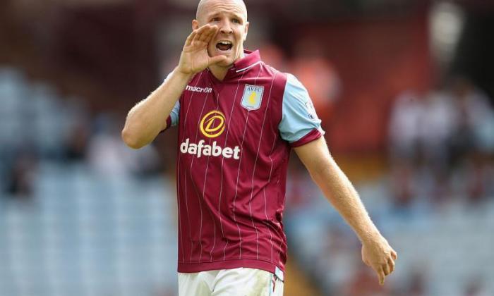 Rangers准备提供前阿森纳后卫Philippe Senderos在Joleon Lescott Snub之后的合同