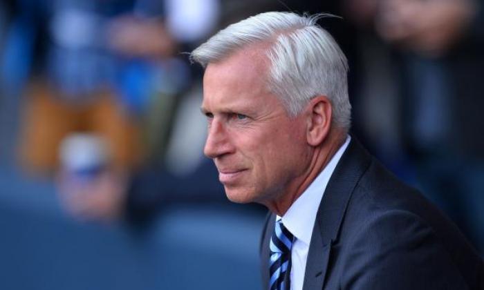 Crystal Palace Boss Alan Pardew揭示了Jonathan Benteke可以与基督教兄弟对抗米德尔斯堡