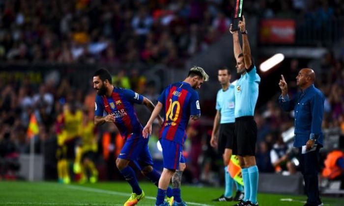 在巴塞罗那的Llaliga Draw与Atletico Madrid受伤后，Lionel Messi排除了三个星期