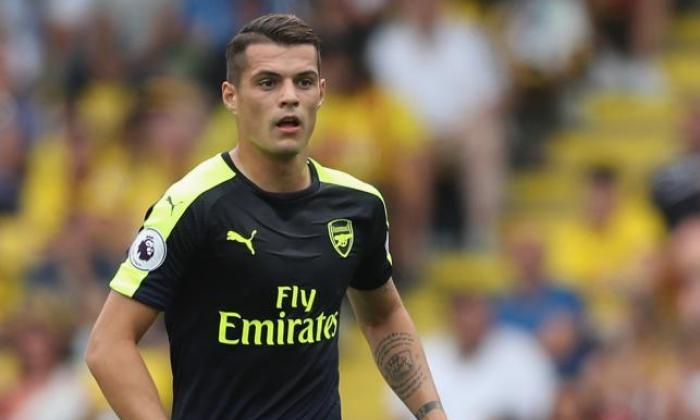 Granit Xhaka Central在Arsenal  -  Arsene Wenger的计划