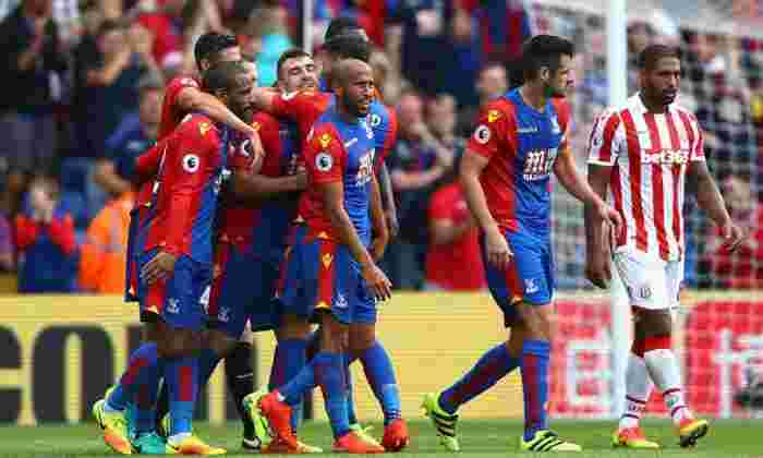 Crystal Palace 4-1 Stoke城市：老鹰队留下岩石底部的陶器