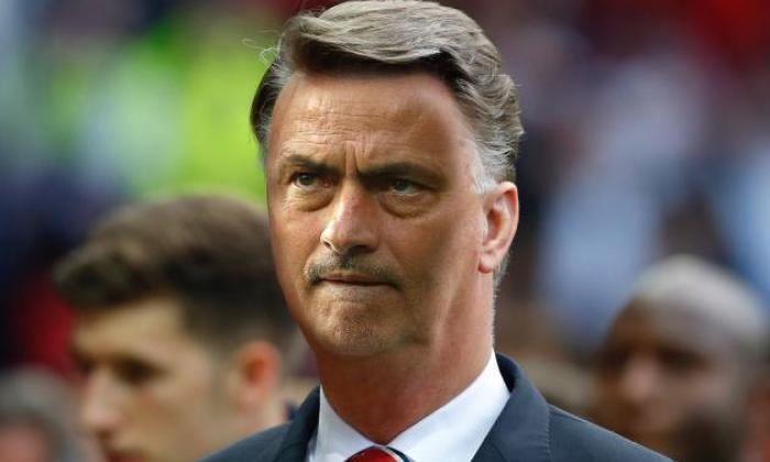 'Jose Mourinho是Louis Van Gaal的伪装！' - 作为曼彻斯特联队的反应被Feyenoord在Europa联盟