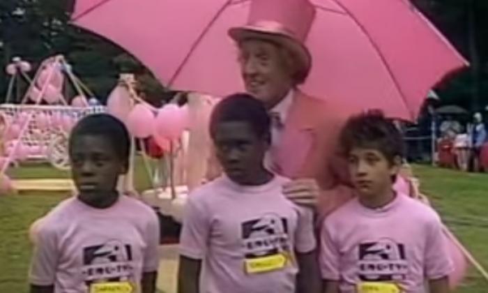 视频：请记住，当Emile Heskey出现在孩子的电视节目中，带杆船体和EMU？