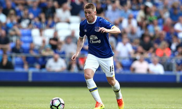 Everton Midfielder James McCarthy因受伤而退出爱尔兰共和国