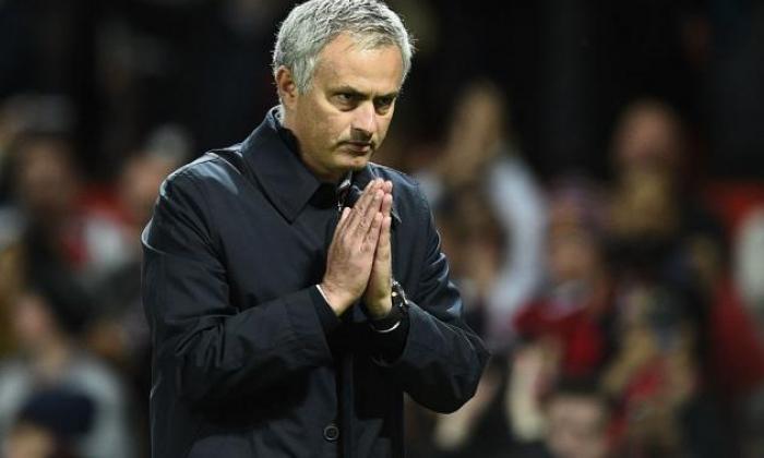 曼联FC新闻：Jose Mourinho在利物浦冲突之前由FA裁判评论