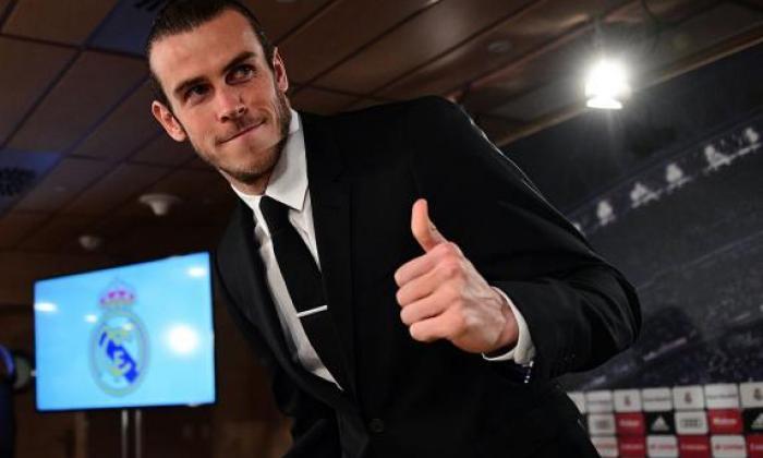 Gareth Bale很高兴地签署新皇家马德里交易，坚持他不知道曼联的兴趣