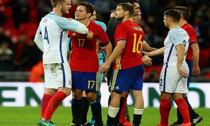 Eric Dier v Ander Herrera：对托特纳姆中场的最有趣对赫拉雷拉·肘部的评论