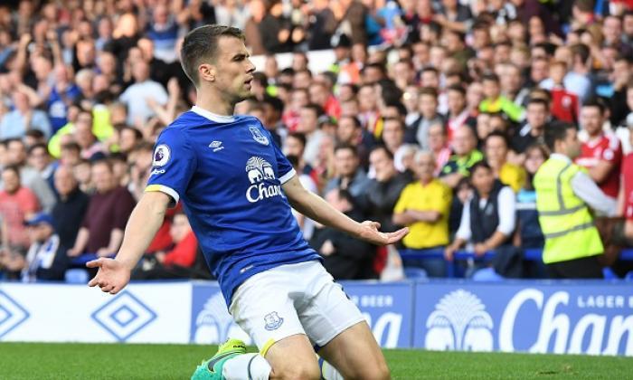 曼联FC意见：“俱乐部应该签署了Seamus Coleman，这是总理联盟中最好的一个