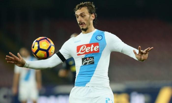 转移新闻：Stoke和Schalke加入埃弗顿在追逐意大利前锋Manolo Gabbiadini