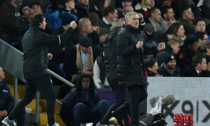 曼联FC新闻：何塞穆里尼奥坚持着红魔的胜利，赢得水晶宫