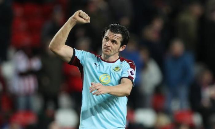 Burnley FC新闻：肖恩·迪克对Joey Barton的第二个甜菜圈亮相，在FA Cup Clash V桑德兰举行