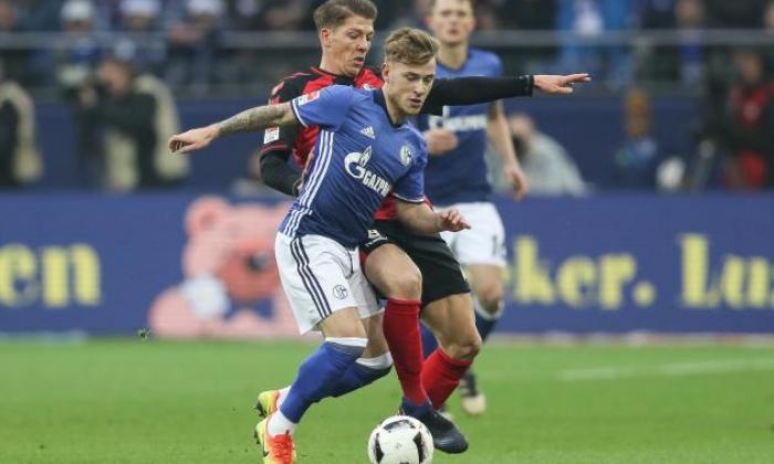 托特纳姆FC新闻：Schalke Star Max Meyer'放松'未来并播放转移谈话