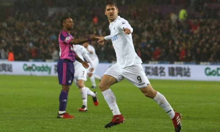 切尔西FC转移新闻：英超联赛领导与Swansea Striker Fernando Llorente有关的震撼举措