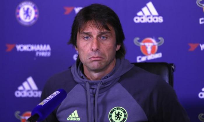 Chelsea Boss Antonio Conte表示，来自中国超级联赛俱乐部的300欧元罗纳尔多提供的是“不对”