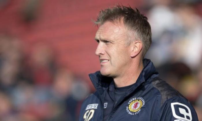 联赛两个新闻：Crewe Alexandra Sack Steve Davis和David Artell被指定为替代品