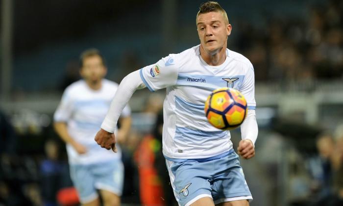 转移新闻：Lazio Midfielder Sergej Milinkovic规则排除了Serie竞争对手作为阿森纳和曼联圈