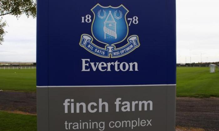 阿森纳股东Alisher Usmanov公司的公司Strikes Everton培训地基赞助协议
