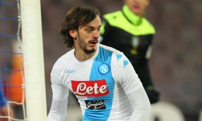 南安普顿为Napoli Striker Manolo Gabbiadini争取追求Bolstert Front Line，因为查理奥斯汀面临三个月