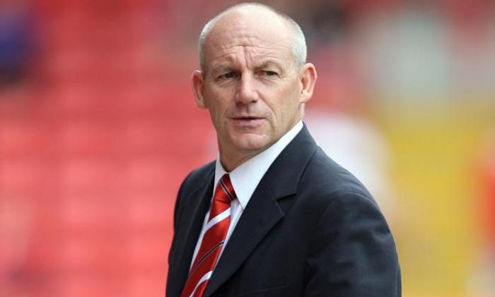 Steve Coppell Backs Manchester City的175,000英镑的175,000票，为13岁的Southend United Sensation