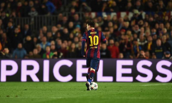 独家 - 巴塞罗那的莱昂内尔·梅西是“有史以来最好的”，索赔今年前荷兰足球运动员