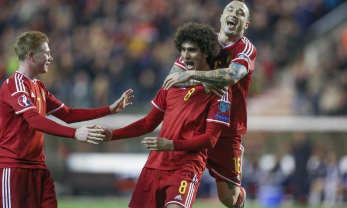 视频：曼联和切尔西的明星在巨大胜利中为比利时闪耀