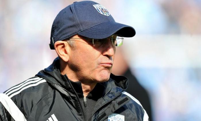 West Brom Boss Pulis Fumes：“上帝的名字是如何发送错误的球员超越了我！”